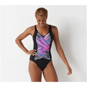 Cross our hearts, criss-cross design l one-pc Swimsuit‎ 22W